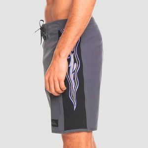 Quiksilver Surfsilk 18" Boardshorts Mens 40 Gray NEW
